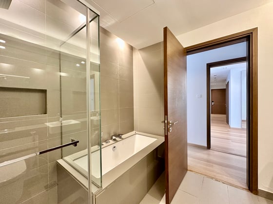 Fully Furnished | Upgraded | Burj Views | Vacant, picture 18