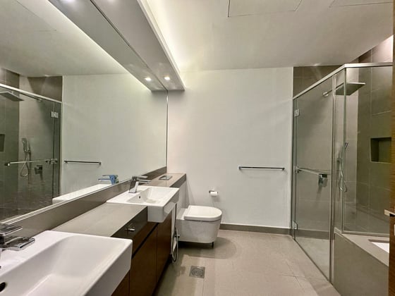 Fully Furnished | Upgraded | Burj Views | Vacant, picture 24