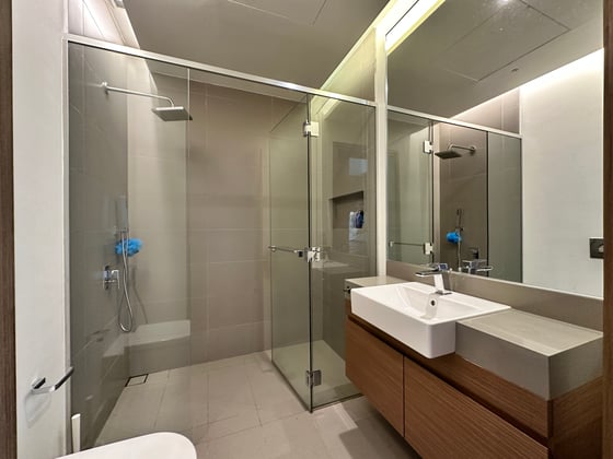 Fully Furnished | Upgraded | Burj Views | Vacant, picture 25