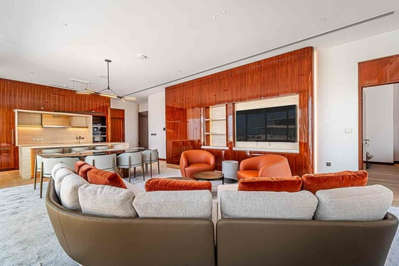 Resale | Fully Furnished | Canal and Skyline Views, picture 3