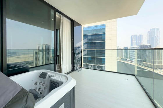 Furnished | Jacuzzi on Terrace | Full Canal View, picture 16