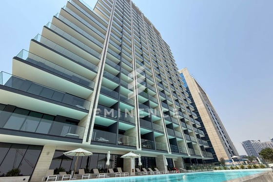 Furnished | Jacuzzi on Terrace | Full Canal View, picture 1