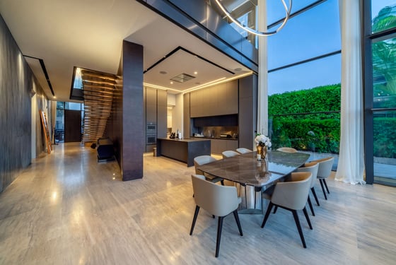 Stunning Minimalist Beachfront Villa on the Palm, picture 5