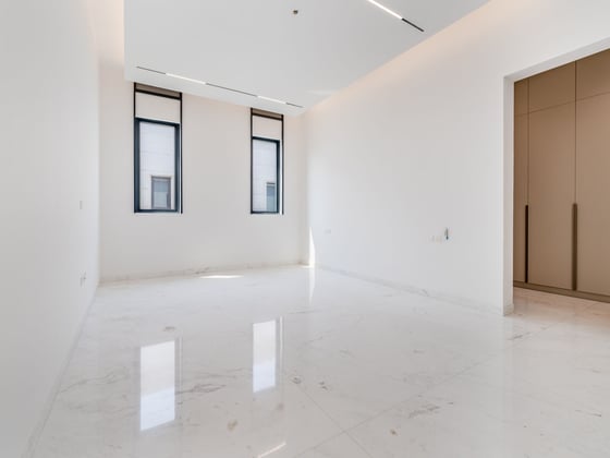 6BR Luxury Villa | Pool | Cinema | Gym | Elevator, picture 15