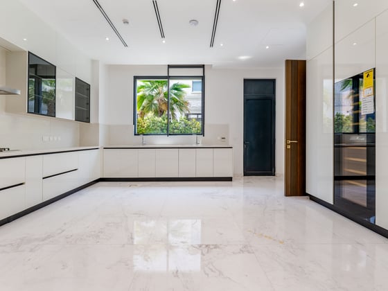6BR Luxury Villa | Pool | Cinema | Gym | Elevator, picture 21