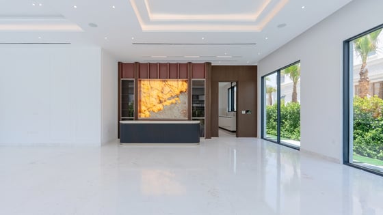 Elegant with private pool, gym, basement, barbecue, picture 9