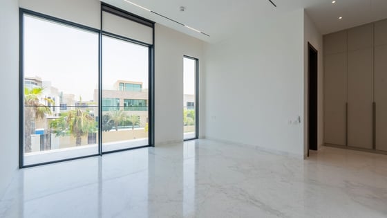 Elegant with private pool, gym, basement, barbecue, picture 25