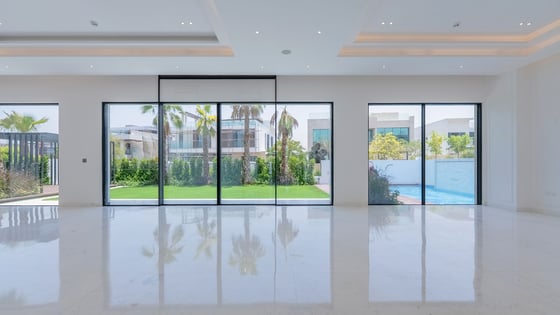 Elegant with private pool, gym, basement, barbecue, picture 6