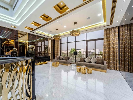 Expansive Luxury Mansion | Full Lake View, picture 13