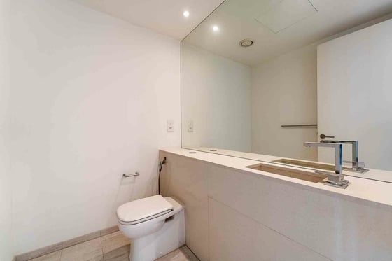 High Floor | Vacant Unit | Full Creek View, picture 23