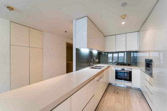 High Floor | Vacant Unit | Full Creek View, picture 10