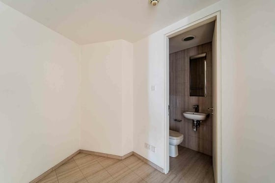 High Floor | Vacant Unit | Full Creek View, picture 22