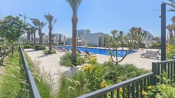 Spacious villa in Al Furjan with amenities within reach, picture 20