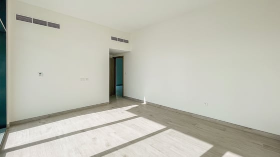 Spacious villa in Al Furjan with amenities within reach, picture 10