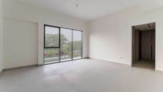 Brand new townhouse in Al Furjan with modern design, picture 12