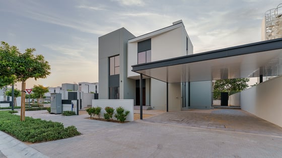 Brand new townhouse in Al Furjan with modern design, picture 1