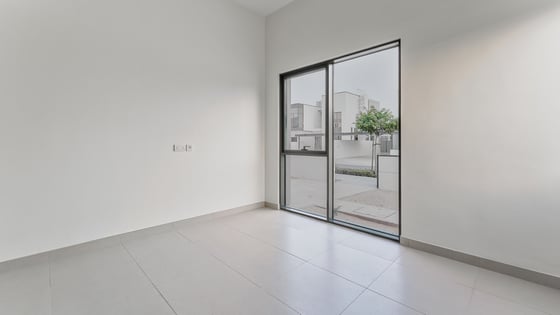 Brand new townhouse in Al Furjan with modern design, picture 8