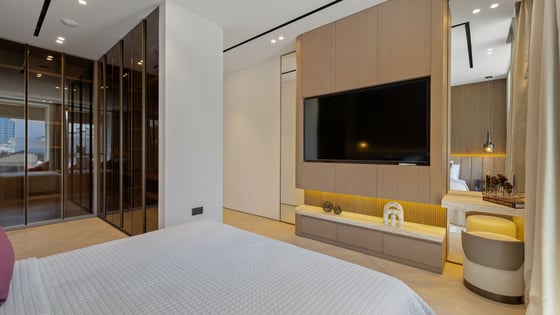 Exquisite Beachfront Villa on the Palm Jumeirah, picture 12