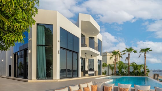 Exquisite Beachfront Villa on the Palm Jumeirah, picture 1