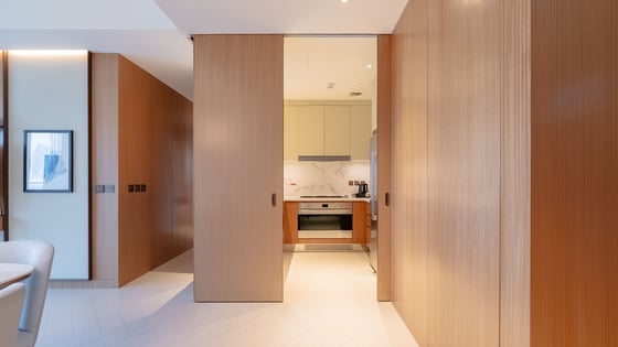 Luxury Downtown Apartment Opposite Burj Khalifa, picture 6