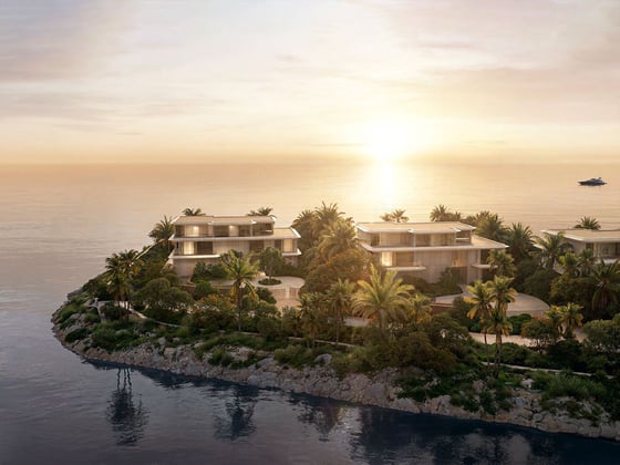 Luxury Villa | Prime Beachfront Location | Premium, picture 1