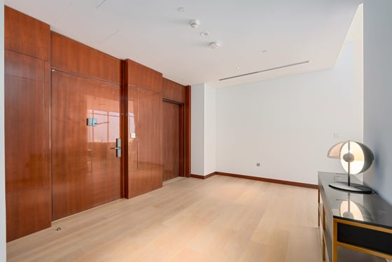 Unique Layout | Fully Furnished | Spacious Living, picture 8