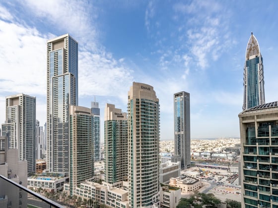 Elegant Address Residences Dubai Opera Apartment, picture 1