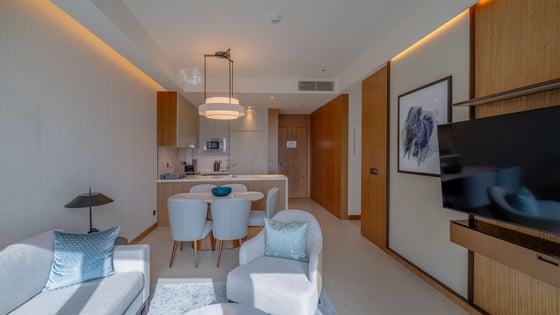 Elegant Address Residences Dubai Opera Apartment, picture 3