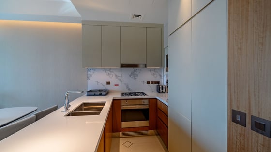 Elegant Address Residences Dubai Opera Apartment, picture 8