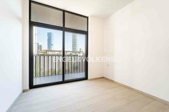Ready to Move In | Modern and Spacious Unit , picture 7