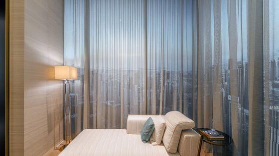 Refined Apartment at Waldorf Astoria Residences, picture 14