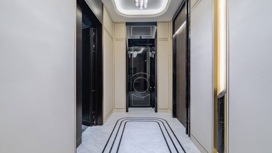 Refined Apartment at Waldorf Astoria Residences, picture 3