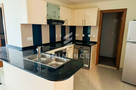 VACANT | FURNISHED | HIGH FLOOR | CHILLER FREE, picture 8
