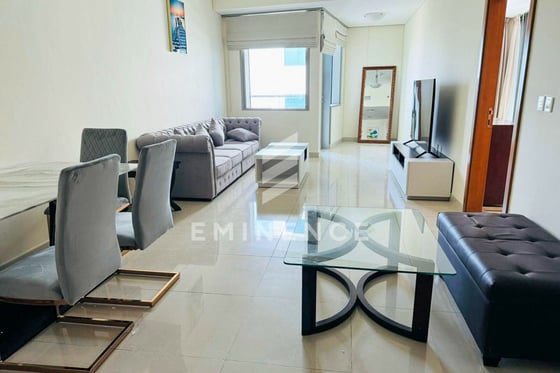 VACANT | FURNISHED | HIGH FLOOR | CHILLER FREE, picture 5