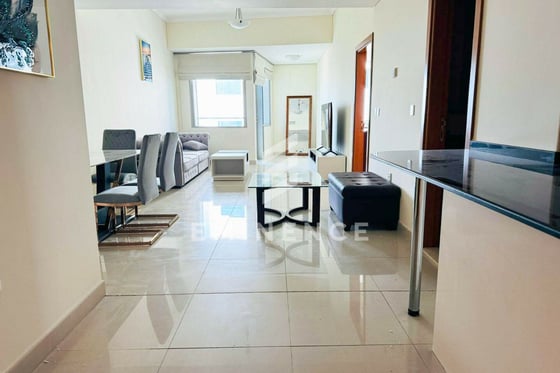 VACANT | FURNISHED | HIGH FLOOR | CHILLER FREE, picture 2