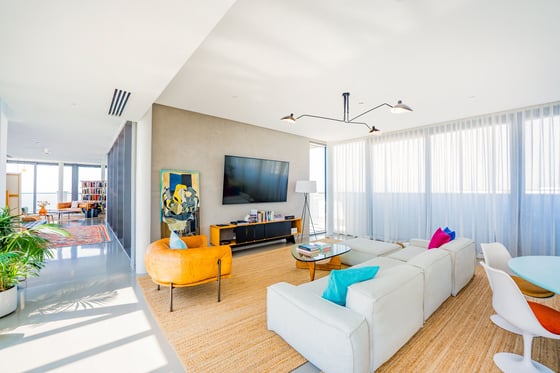 The Penthouse | Private Beach | Seafront Living, picture 12