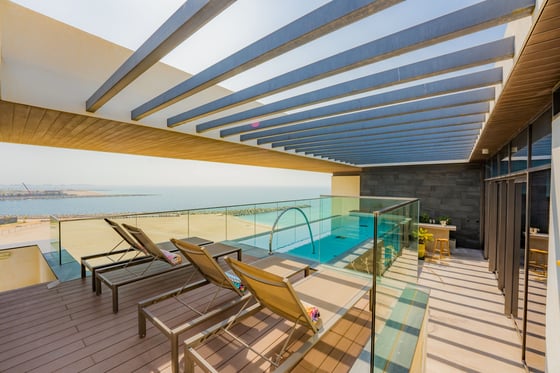 The Penthouse | Private Beach | Seafront Living, picture 17