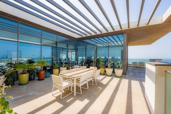 The Penthouse | Private Beach | Seafront Living, picture 5