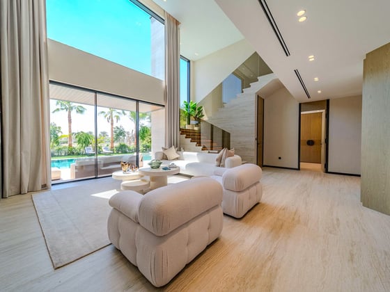 Exquisite Waterfront Villa in Jumeirah Islands, picture 3