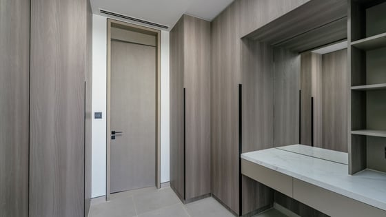 Luxury Corner Home | Near Park and Pool | Warranty, picture 22