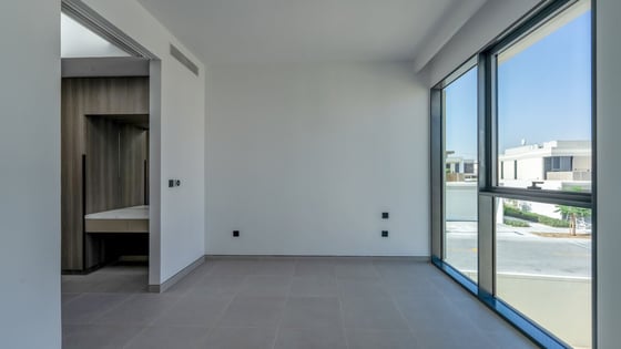 Luxury Corner Home | Near Park and Pool | Warranty, picture 20