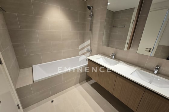 BEST DEAL | MODERN | BEACH ACCESS, picture 18