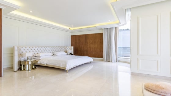 Majestic Villa for Sale In Emirates HIlls, picture 8