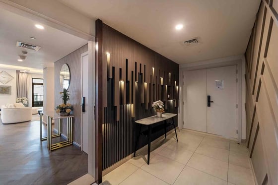 Elegant 4BR | Spacious Layout | Prime Location, picture 3