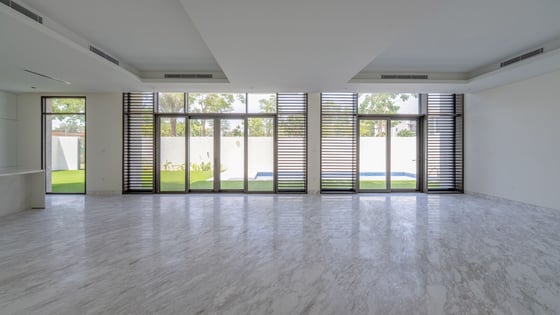 Best Price l Corner Plot | Private Pool &amp; Lift, picture 2
