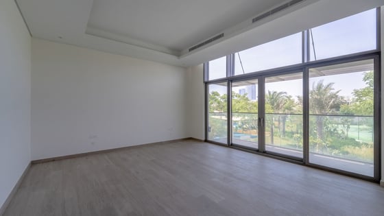 Best Price l Corner Plot | Private Pool &amp; Lift, picture 13