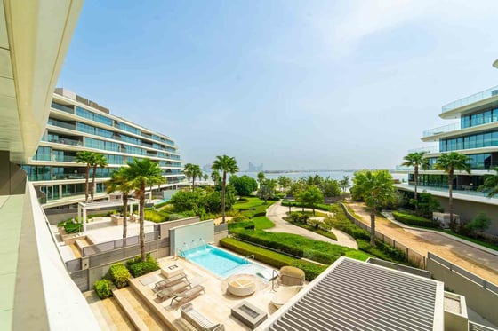 Video tour for Ultra Luxury | Palm and Beach View | Spacious