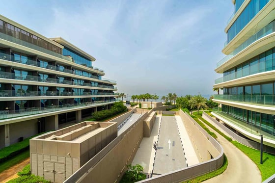 Ultra Luxury | Palm and Beach View | Spacious, picture 33