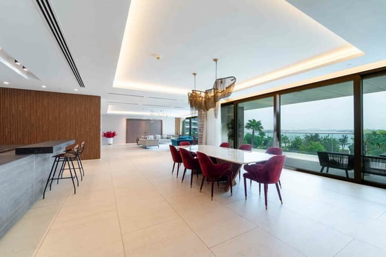 Ultra Luxury | Palm and Beach View | Spacious, picture 11