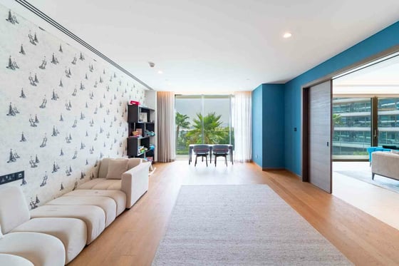 Ultra Luxury | Palm and Beach View | Spacious, picture 9